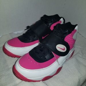 Girls Nikes